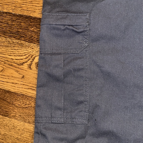 Dickies Cargo Shorts - Picture 4 of 10